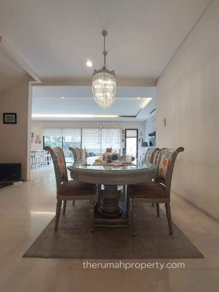 Townhouse Private Pool Lebak Bulus Dekat ke Sekolah Cikal dan RS Mayapada (6)