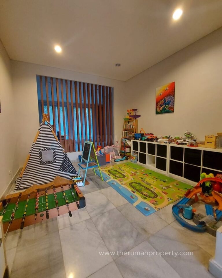 Disewakan Rumah Mewah Private Pool Pejaten Barat a Comfortable Modern House Disewakan Rumah Mewah Private Pool Pejaten Barat a Comfortable Modern House