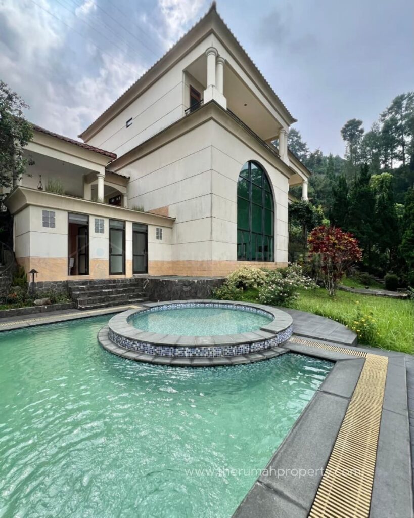 Villa Private Pool Full Furnished Mega Mendung Puncak