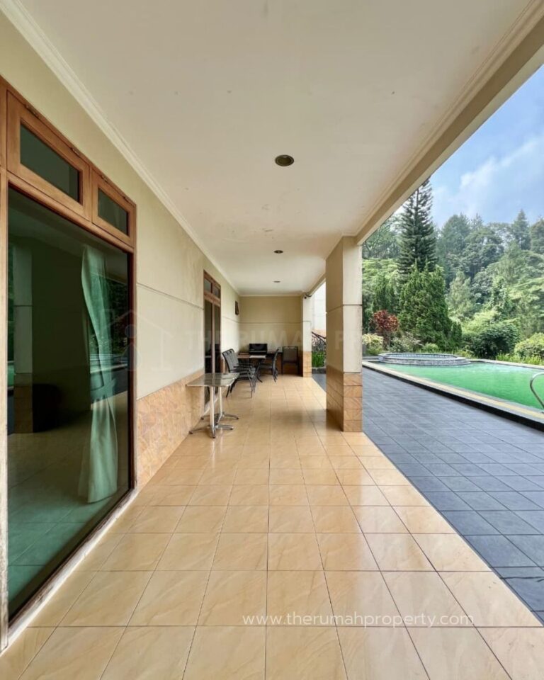 Villa Private Pool Full Furnished Mega Mendung Puncak