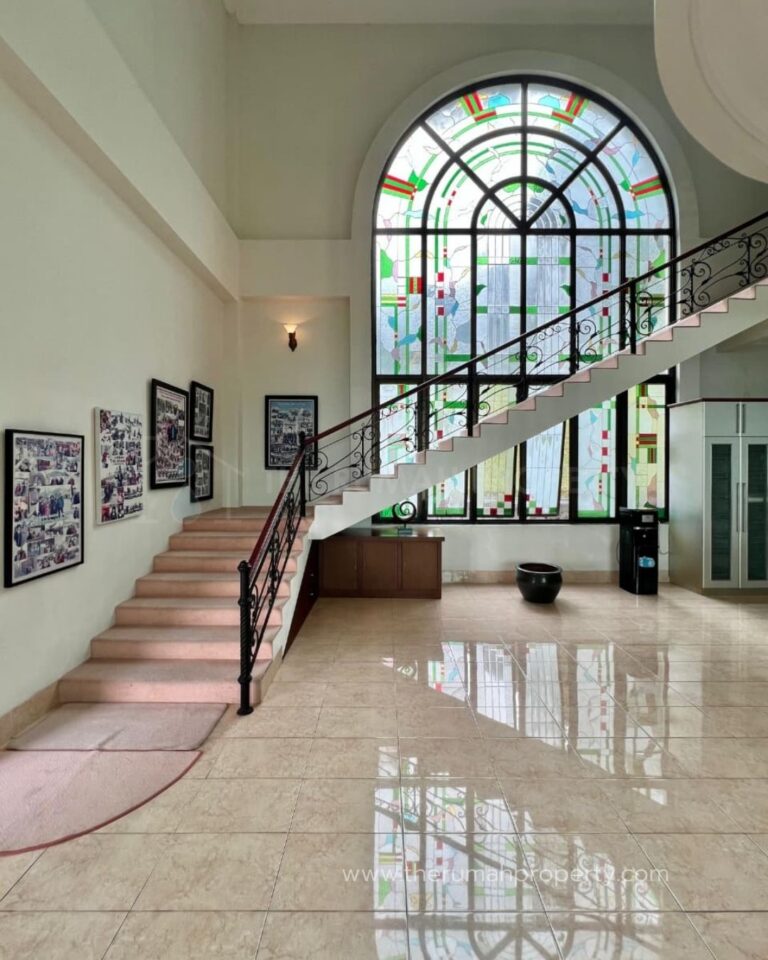 Villa Private Pool Full Furnished Mega Mendung Puncak