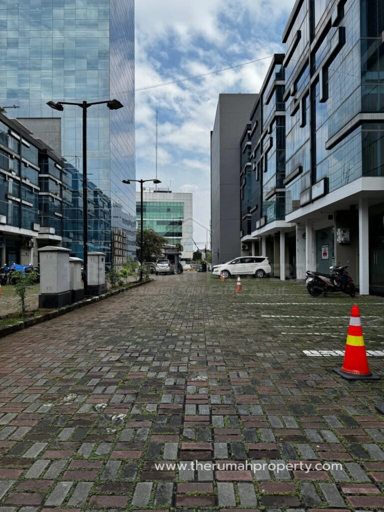 Disewakan Ruko 4 Lantai Buncit Jakarta Selatan Lokasi Pinggir Jalan Utama