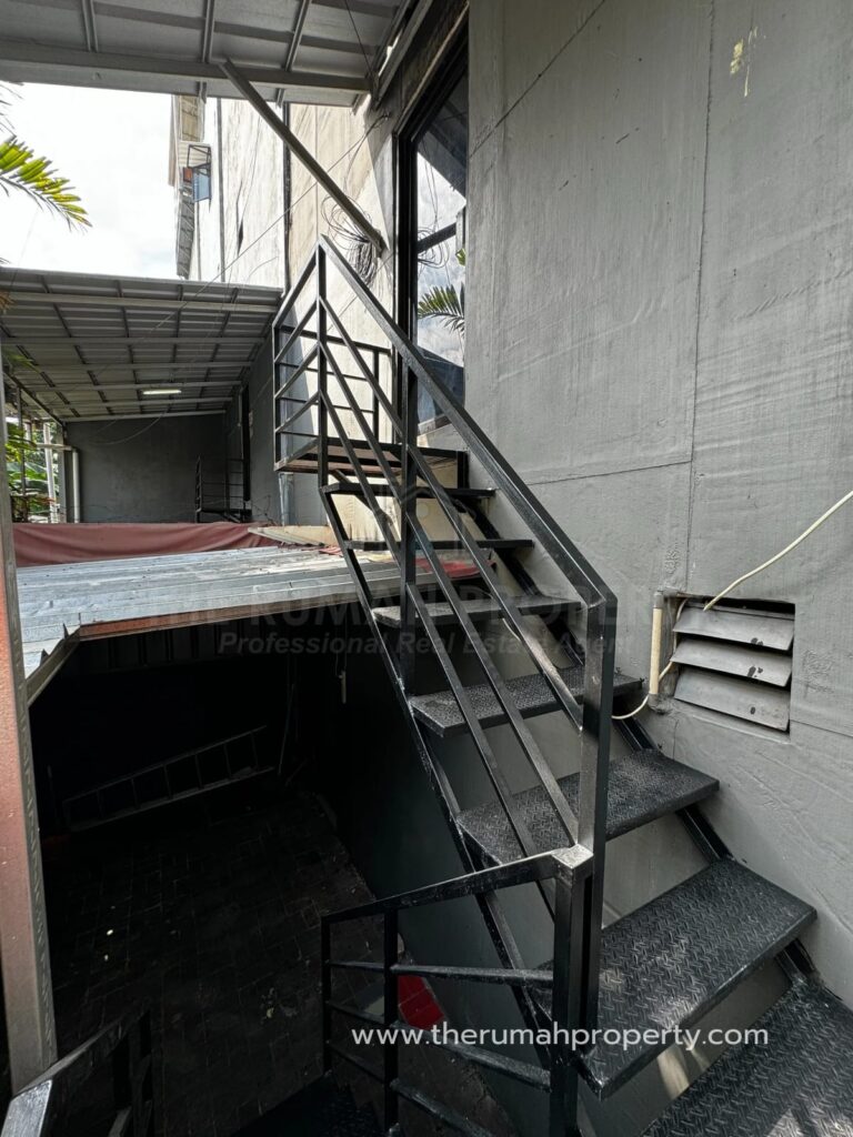 Disewakan Ruko 4 Lantai Buncit Jakarta Selatan Lokasi Pinggir Jalan Utama