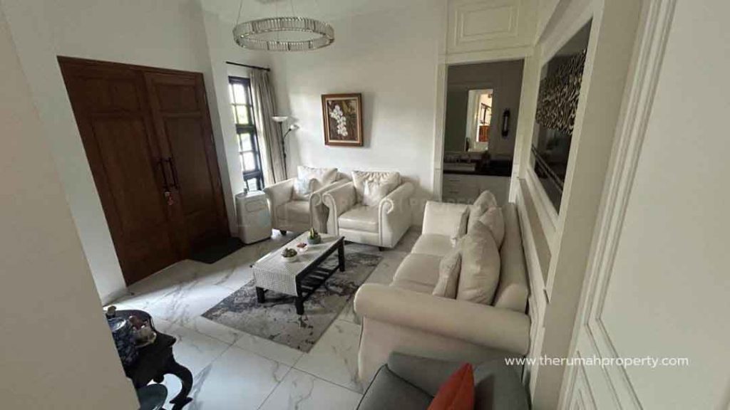 Dijual-Rumah-Akses-Jalan-Lebar-Komplek-Lebak-Bulus-Jakarta-Selatan-3