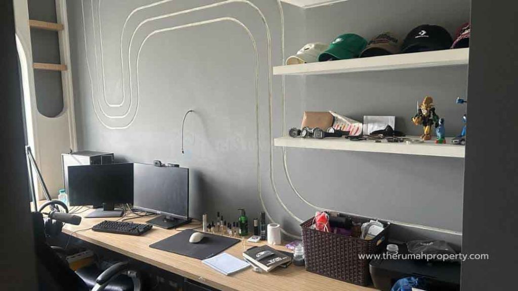 Dijual-Rumah-Akses-Jalan-Lebar-Komplek-Lebak-Bulus-Jakarta-Selatan-8