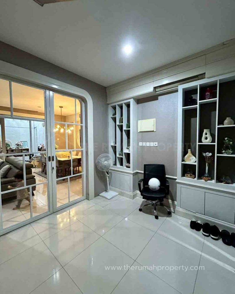 Dijual-Rumah-Cluster-Venture-Serenia-Hills-Unit-Semi-Furnished-9