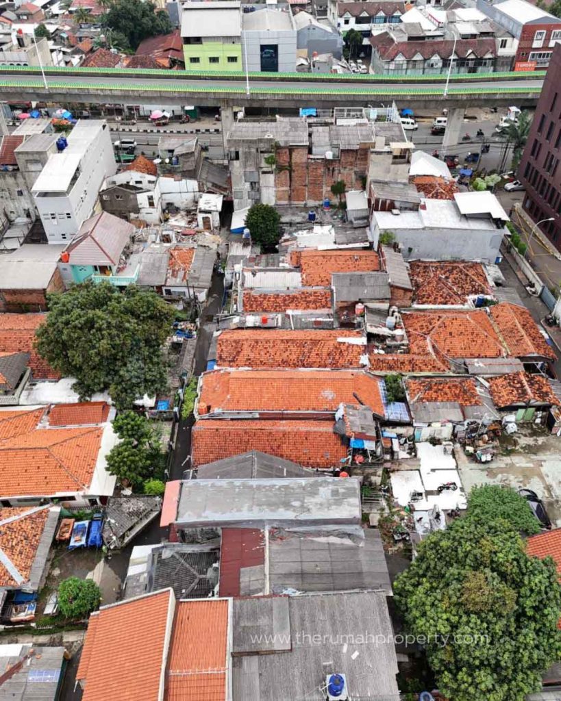 Dijual-Rumah-Harga-Murah-di-Kebayoran-Lama-Cocok-Untuk-Dibangun-Kostan-1
