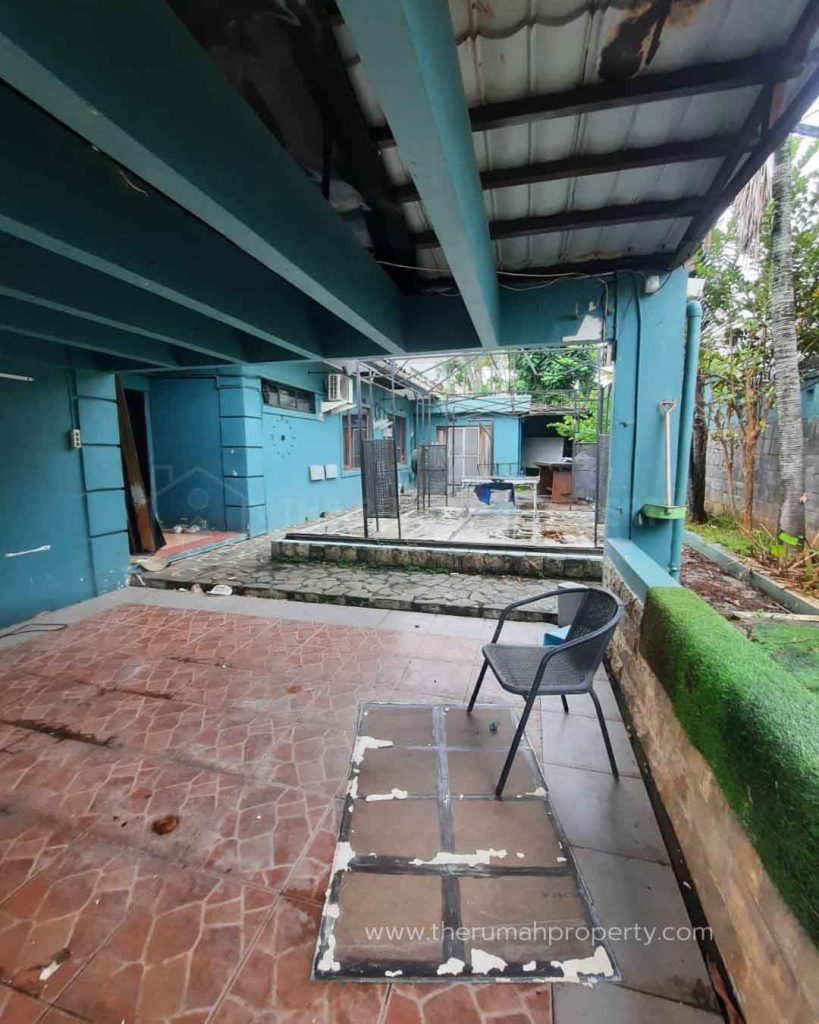 Dijual-Rumah-Lama-1-Lantai-Posisi-Hook-Lokasi-Premium-di-Gaharu-Cipete-Jaksel-2