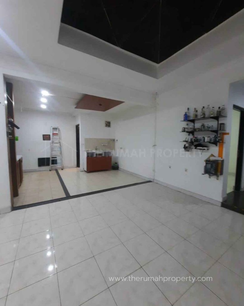 Dijual-Rumah-Lama-1-Lantai-Posisi-Hook-Lokasi-Premium-di-Gaharu-Cipete-Jaksel-7