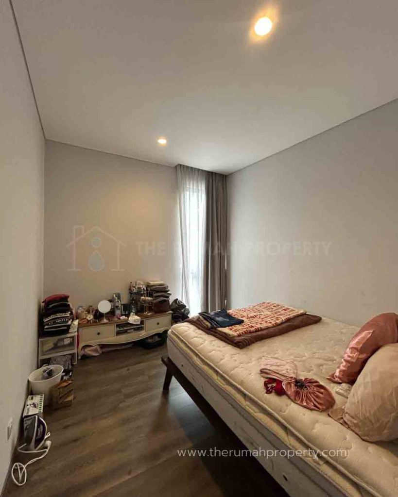 Dijual-Rumah-Serenia-Hills-Lebak-Bulus-Cluster-Zenith-2-View-12