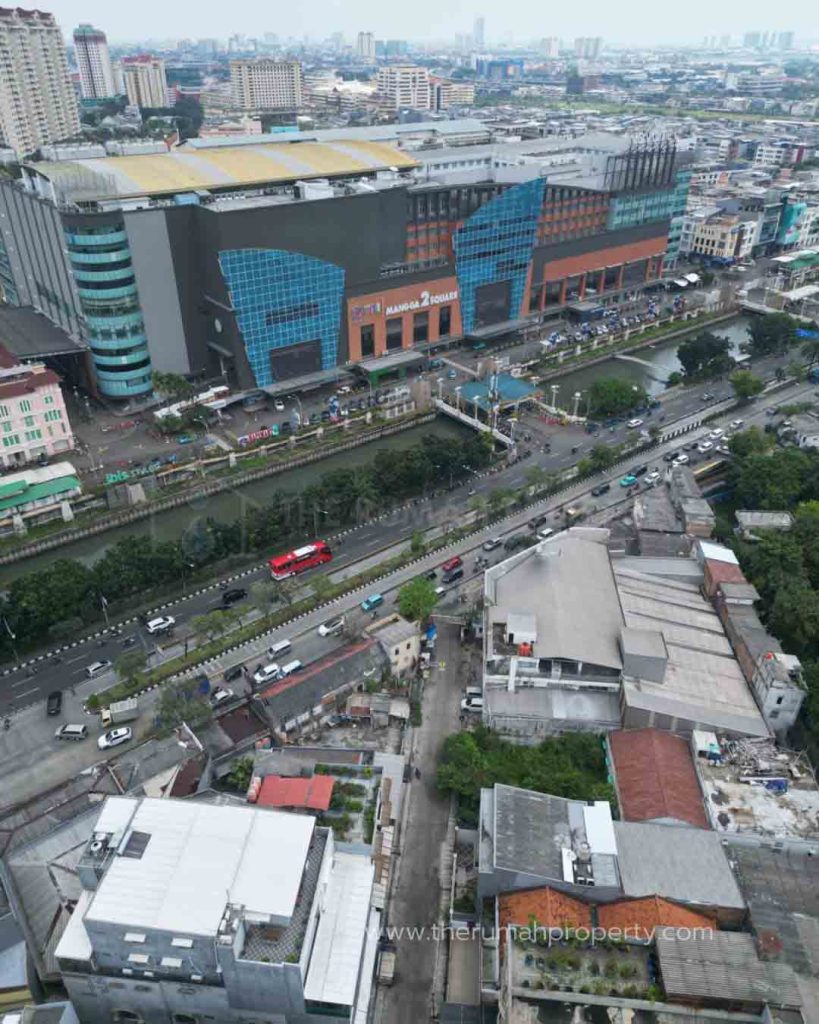 Ex-Showroom-Mobil-Dijual-Lokasi-Strategis-di-Gunung-Sahari-Jakarta-Pusat.-4