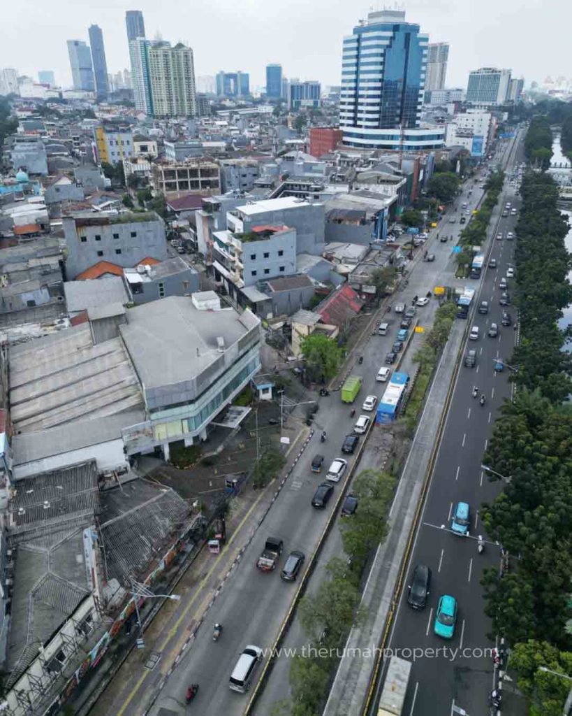 Ex-Showroom-Mobil-Dijual-Lokasi-Strategis-di-Gunung-Sahari-Jakarta-Pusat.-6