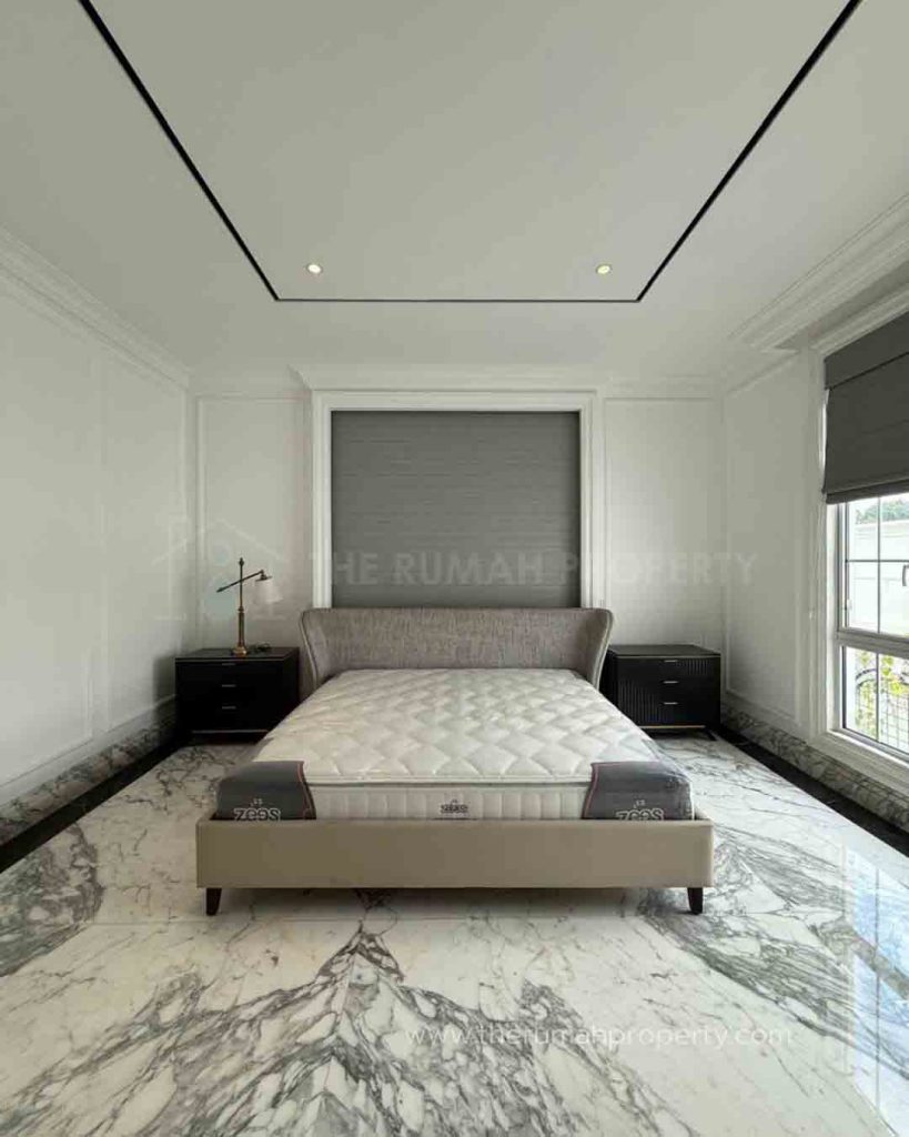 For-Sale-Menteng-House-Luxurious-American-Classic-3-Story-Building-10