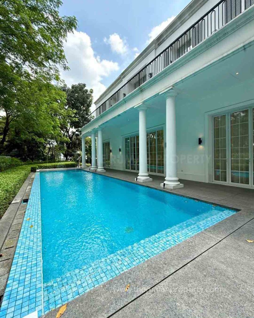 For-Sale-Menteng-House-Luxurious-American-Classic-3-Story-Building-2