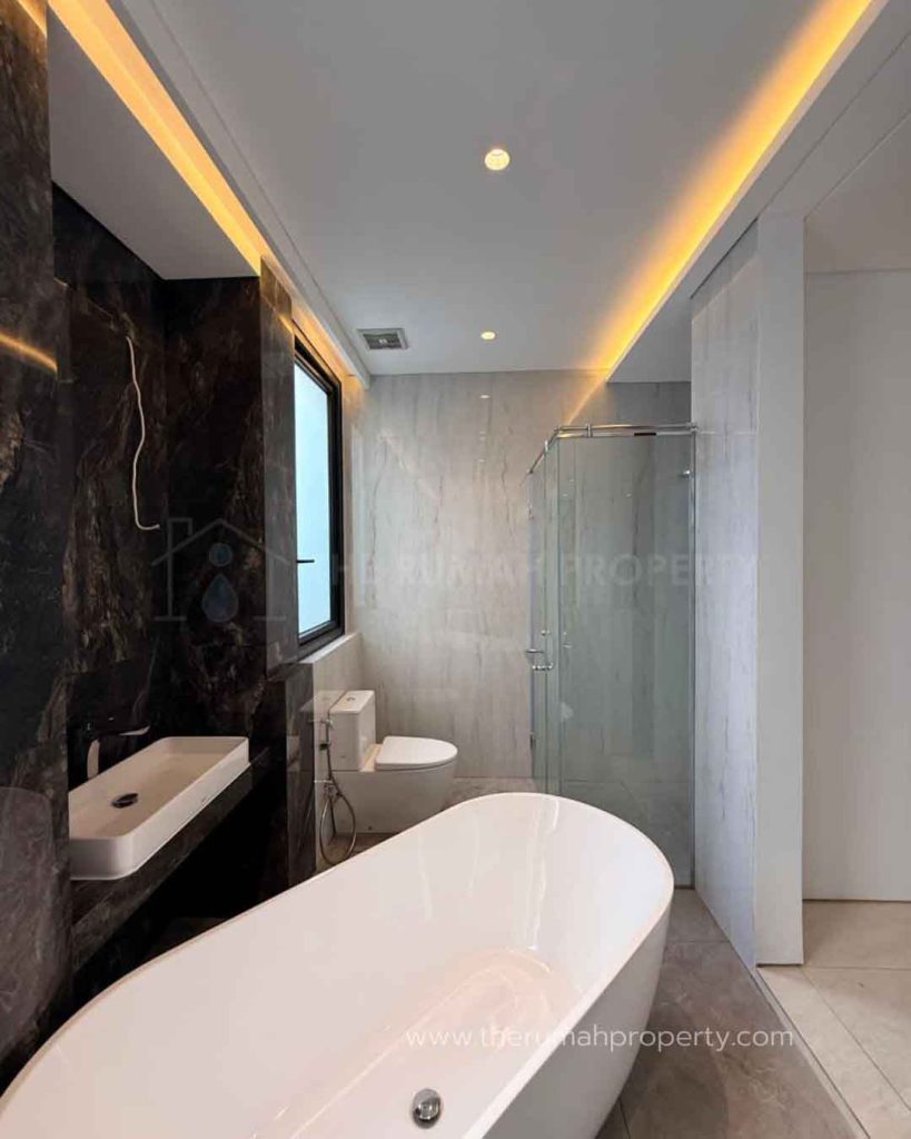 For-Sale-Private-Swimming-Pool-dan-Lift-Brand-New-Modern-House-Kemang-Jaksel-27