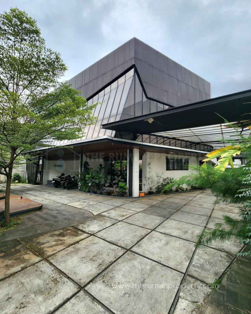 Gedung-2-Lantai-Kebayoran-Baru-Jaksel-Dekat-ke-Gandaria-Mal-dan-Kawasan-Pondok-Indah-1