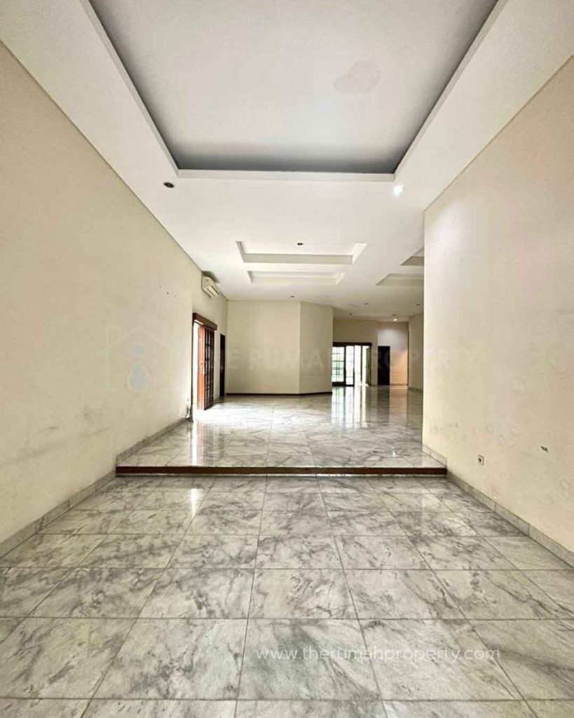 Jual-Cepat-Rumah-1-Lantai-Menteng-Jakpus-Dekat-ke-Jalan-Diponegoro-6