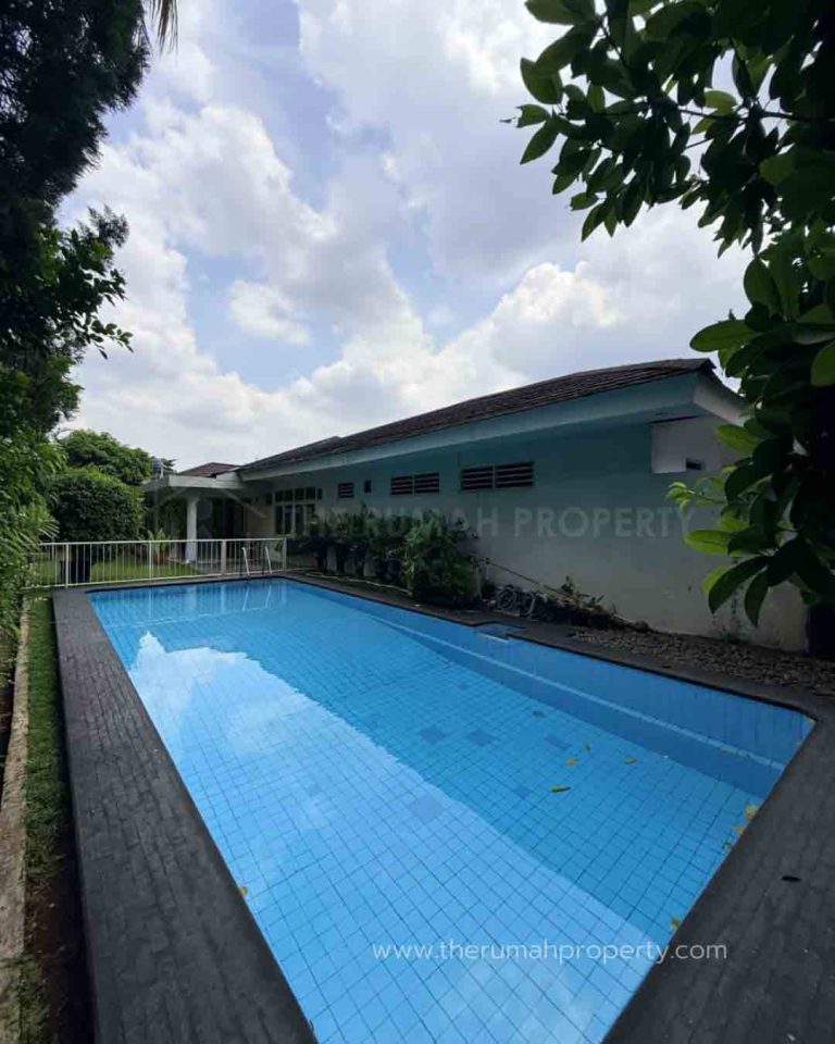 Jual Rumah 1 Lantai Dalam Komplek di Kemang Jakarta Lingkungan Tenang