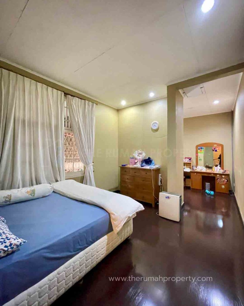 Jual-Rumah-Private-Pol-Pondok-Labu-Jakarta-Selatan-Akses-Jalan-Lebar-19