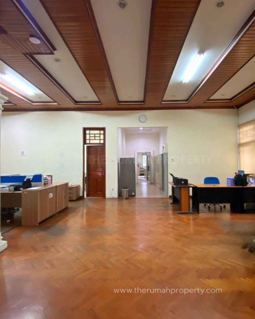 Jual-Rumah-di-Veteran-Bintaro-Pesanggrahan-2-Lantai-5-Kamar-Jalan-Lebar-10