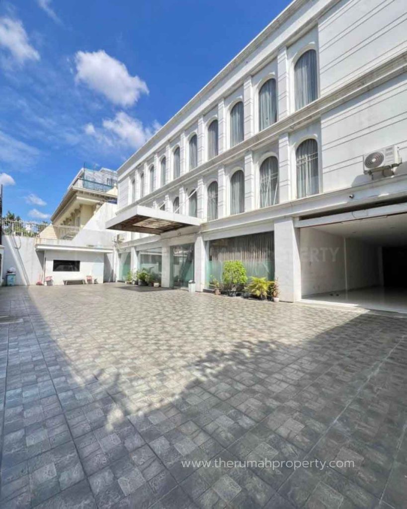 Komersil-Dijual-di-Kebayoran-Baru-Cocok-Untuk-Kantor-Kilinik-Spa-dan-Resto-Caffe-1