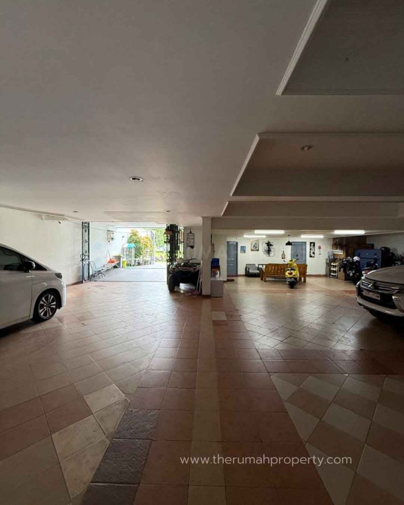 Komplek-Perumahan-Elit-Bukit-Gading-Villa-Kelapa-Gading-Unit-Siap-Huni-2