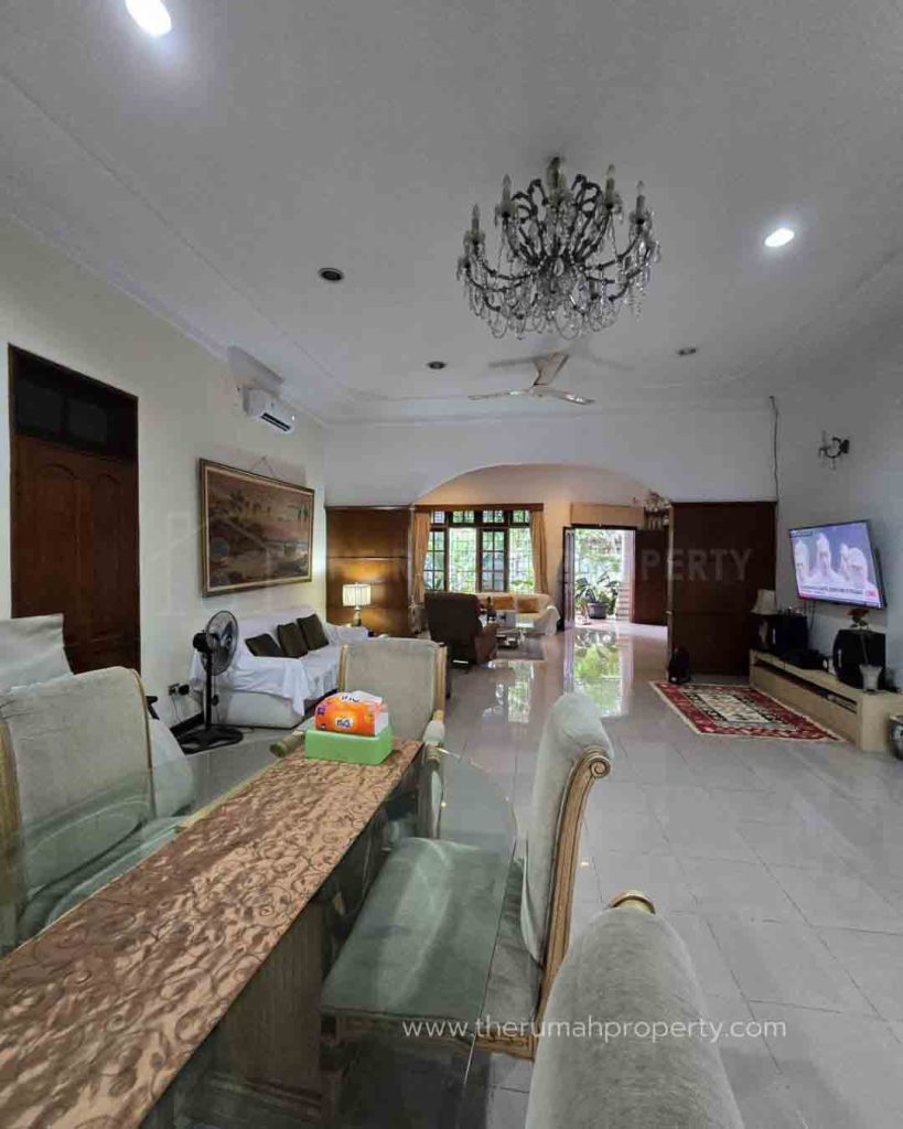 Rumah-1-Lantai-Dijual-di-Dharmawangsa-Tanah-520-Meter-7