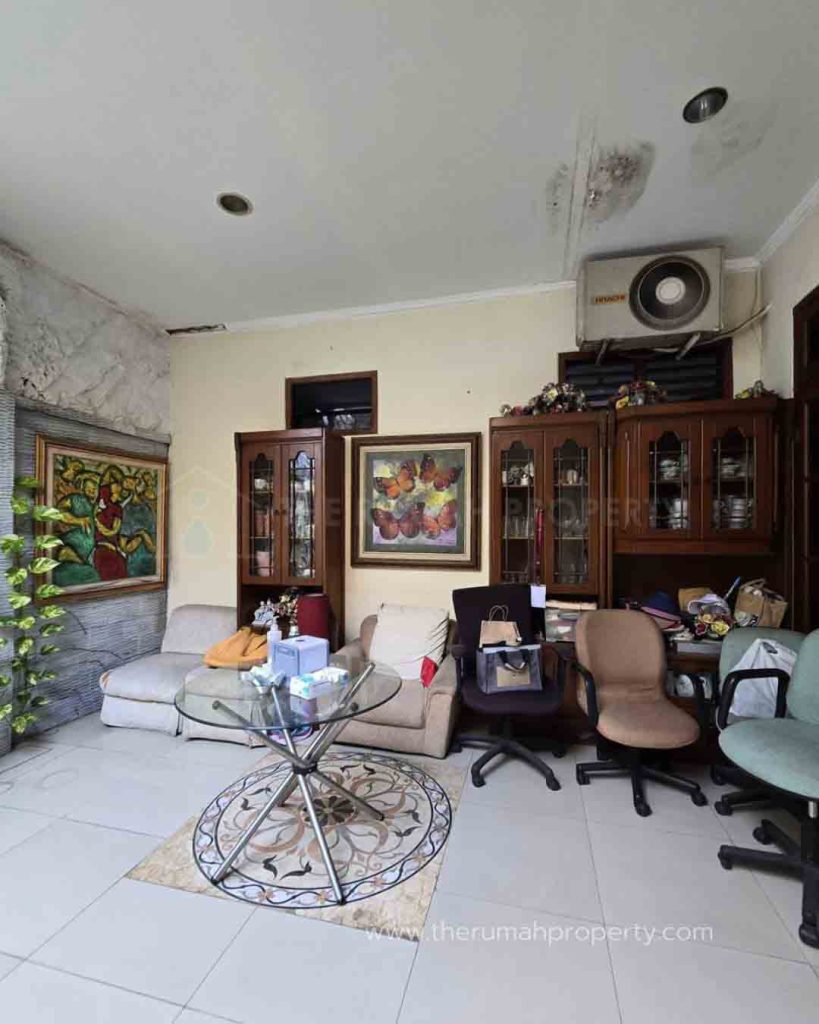 Rumah-1-Lantai-Dijual-di-Dharmawangsa-Tanah-520-Meter-9