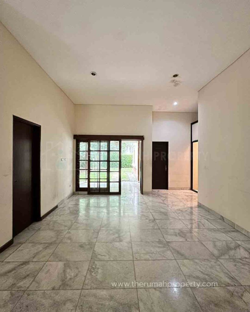 Rumah-1-Lantai-Menteng-Akses-Jalan-Lebar-Dekat-ke-Jalan-Surabaya-10