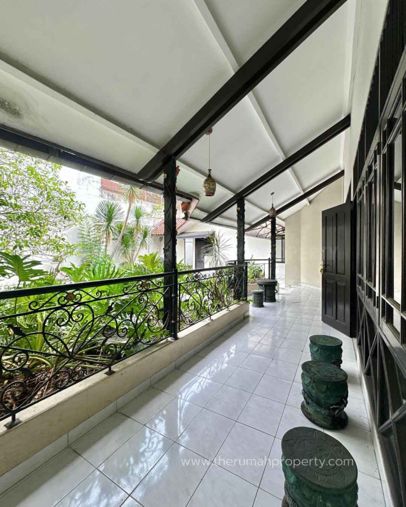 Rumah-2-Lantai-Permata-Hijau-Dekat-ke-Belleza-dan-ITC-Permata-Hijau-10