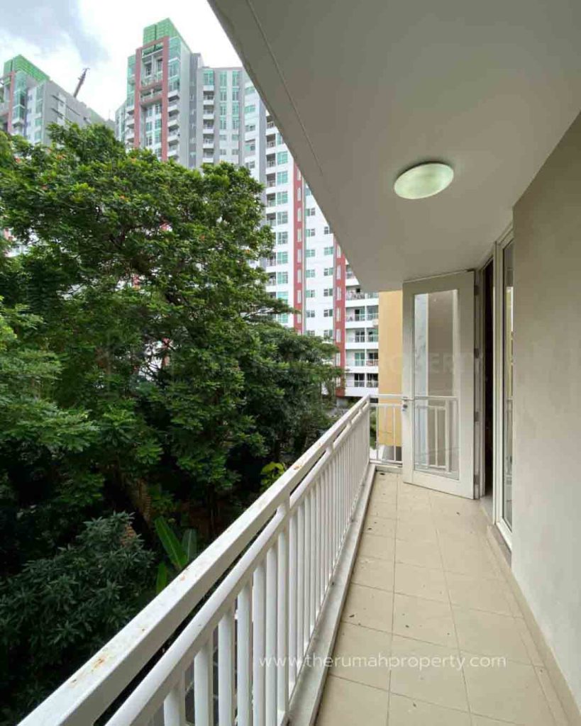 Rumah-3-Lantai-Perumahan-Cluster-Sherwood-Kelapa-Gading-Jakarta-Utara-11