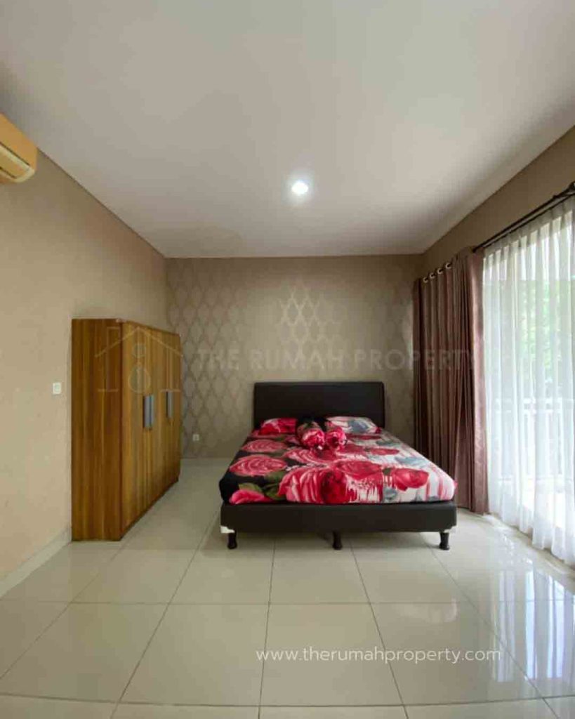 Rumah-3-Lantai-Perumahan-Cluster-Sherwood-Kelapa-Gading-Jakarta-Utara-15