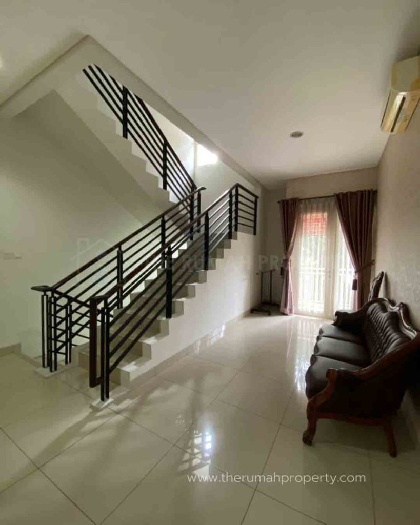 Rumah-3-Lantai-Perumahan-Cluster-Sherwood-Kelapa-Gading-Jakarta-Utara-6