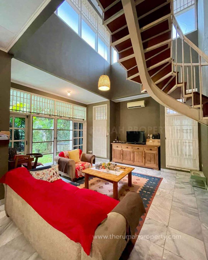 Rumah-Akses-Jalan-Lebar-Pondok-Labu-Cilandak-4-Kamar-Ada-Swimming-Pool-14