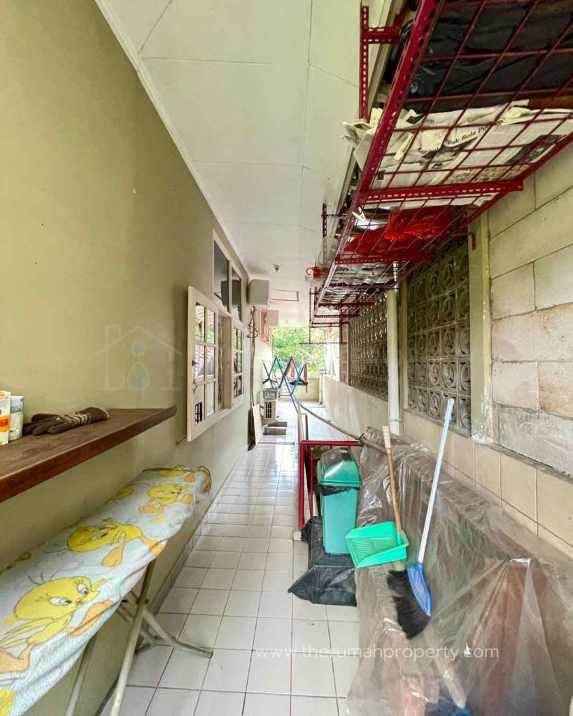 Rumah-Akses-Jalan-Lebar-Pondok-Labu-Cilandak-4-Kamar-Ada-Swimming-Pool-8