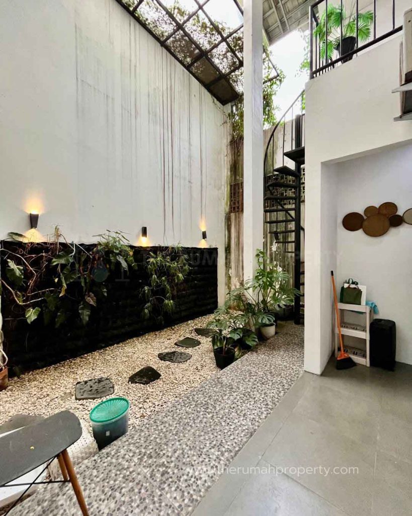 Rumah-Bagus-dan-Rapi-Jagakarsa-Jaksel-Unit-Semi-Furnished-Dalam-Cluster-2