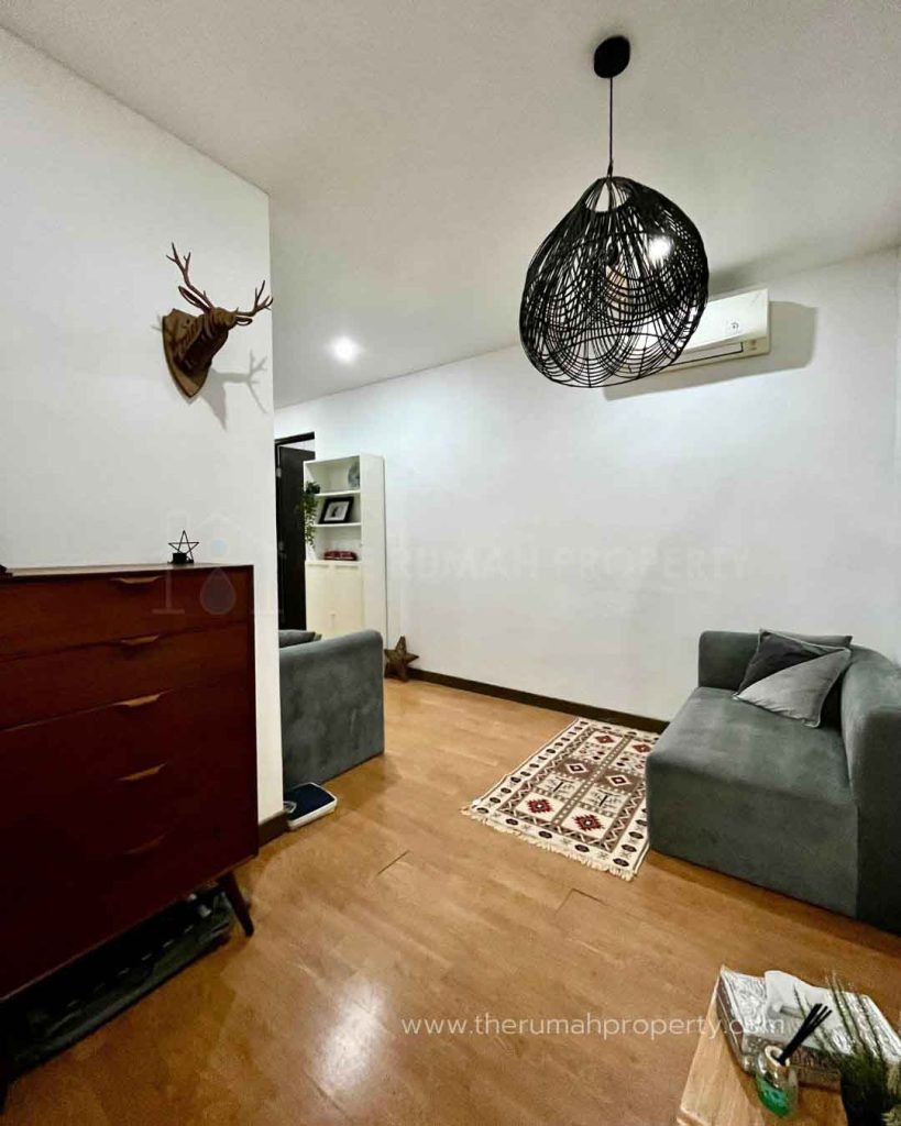 Rumah-Bagus-dan-Rapi-Jagakarsa-Jaksel-Unit-Semi-Furnished-Dalam-Cluster-9