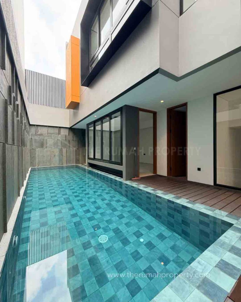Rumah-Baru-4-Lantai-Kemang-Desain-Modern-Fasilitas-Kolam-Renang-dan-Lift-Pribadi-6