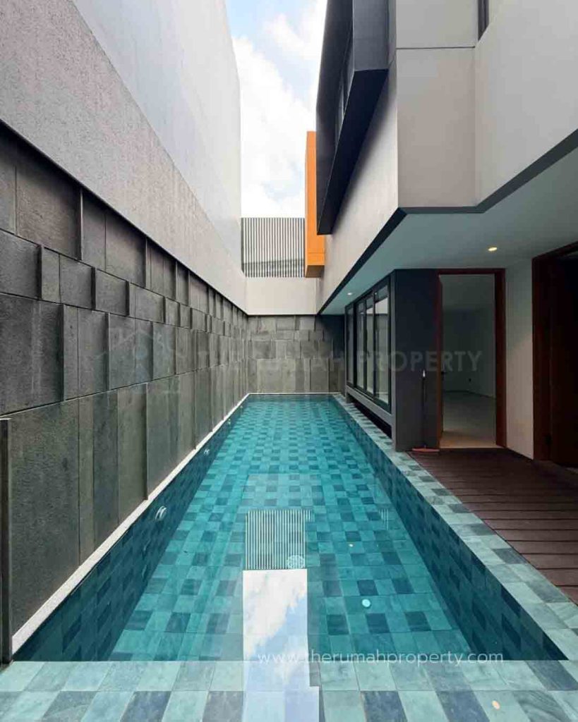 Rumah-Baru-4-Lantai-Kemang-Desain-Modern-Fasilitas-Kolam-Renang-dan-Lift-Pribadi-7