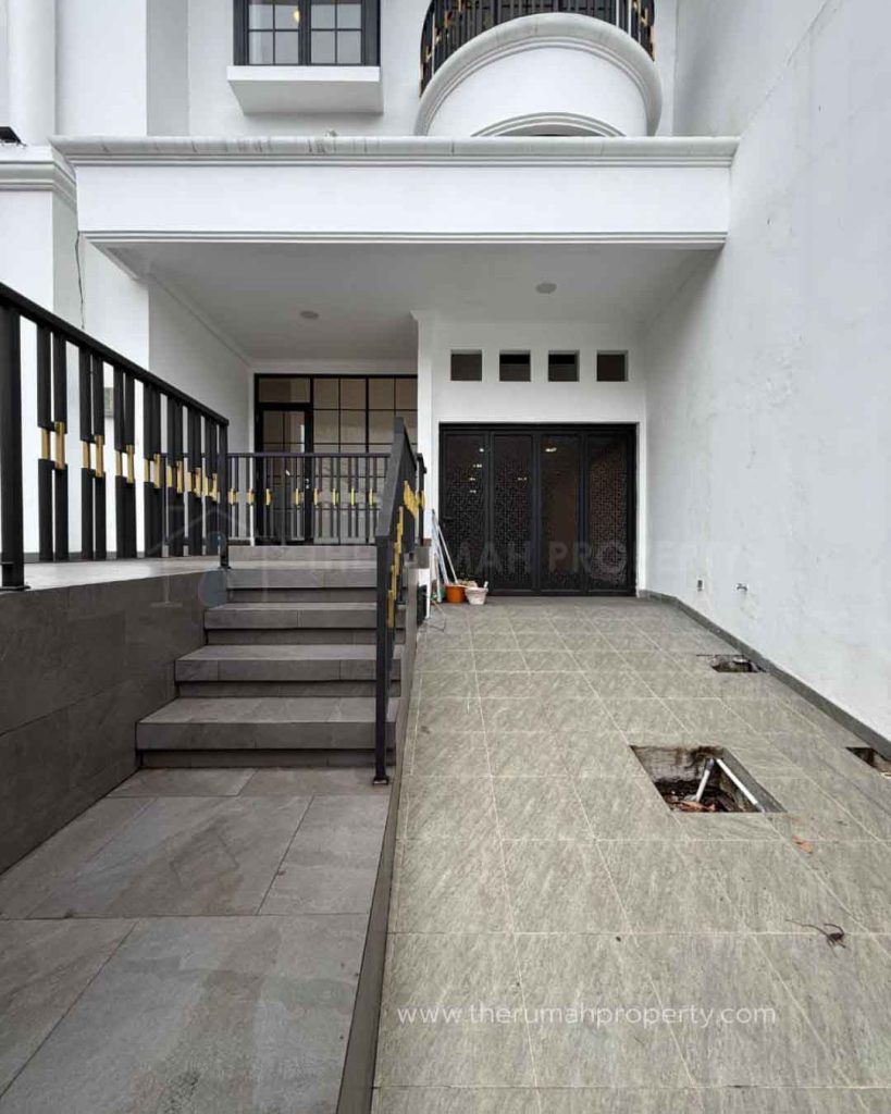 Rumah-Baru-Akses-Jalan-Lebar-Tomang-Jakbar-4-Kamar-Tidur-2