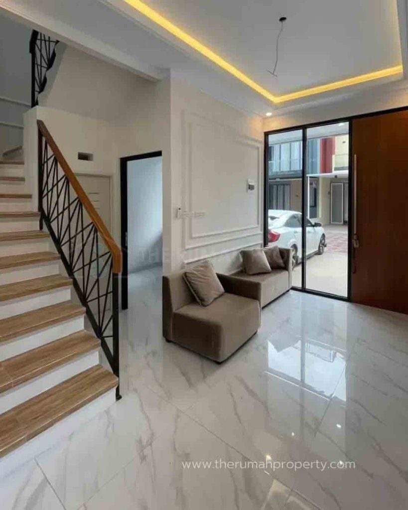 Rumah-Baru-Desain-Modern-Tropikal-Cipedak-Jagakarsa-2-Lantai-Luas-Tanah-100-Meter-4