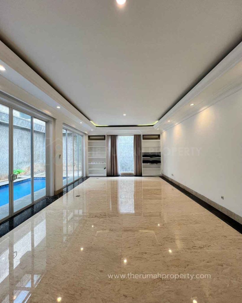 Rumah-Baru-Modern-Klasik-Private-Pool-3-Lantai-Akses-Jalan-Lebar-4