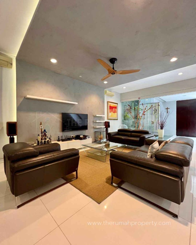 Rumah-Cantik-Kebayoran-Baru-Akses-Jalan-Lebar-Desain-Modern-Kondisi-Terawat-7