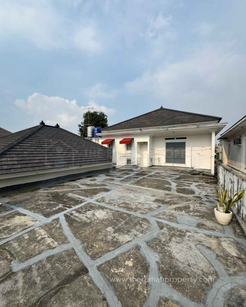 Rumah-Cipete-Area-Unit-Bagus-Siap-Huni-Kondisi-Rapi-Hadap-Timur-2