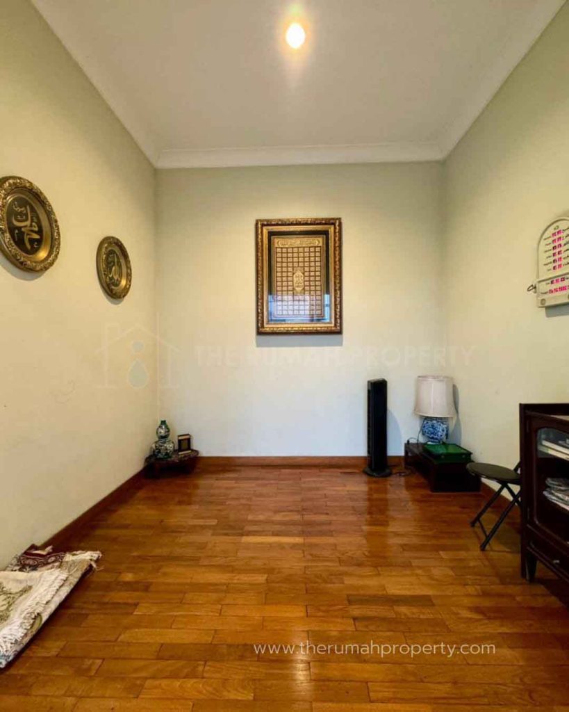 Rumah-Cipete-Area-Unit-Bagus-Siap-Huni-Kondisi-Rapi-Hadap-Timur-7