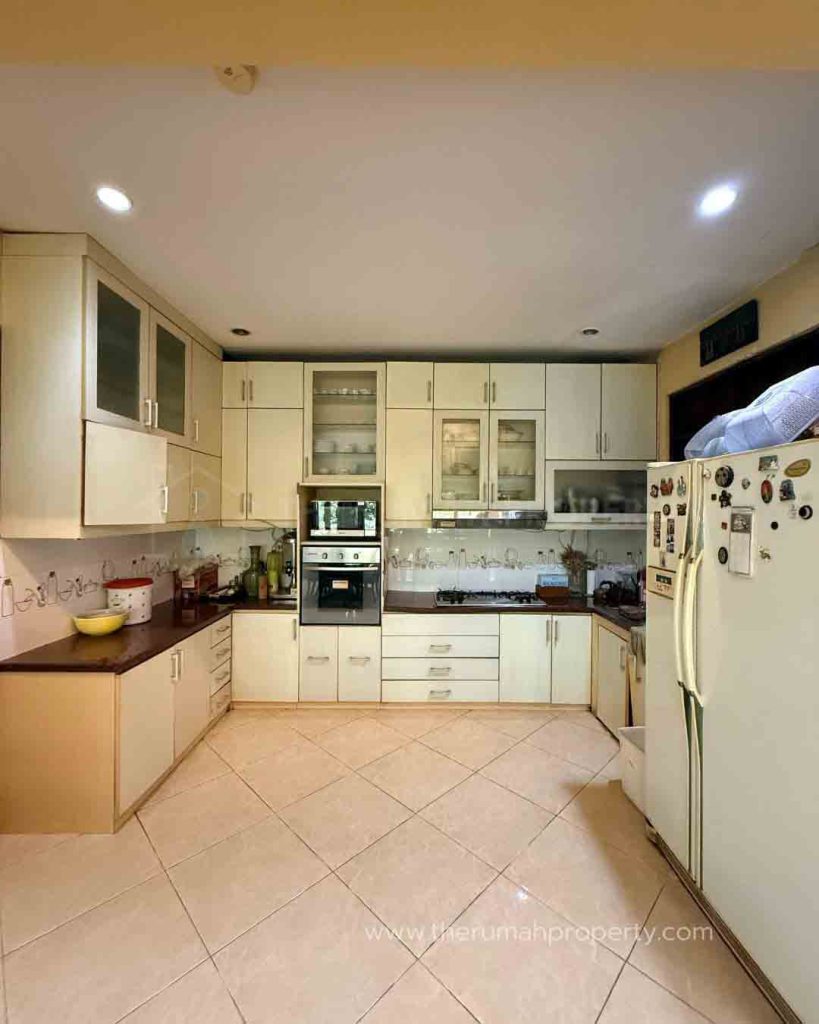 Rumah-Compound-Cipete-Jaksel-Cocok-Untuk-Keluarga-Besar-Lokasi-Premium-8