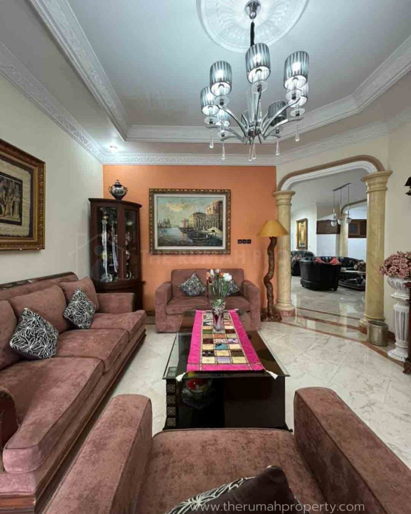 Rumah-Dalam-Komplek-Gandaria-Utara-Kebayoran-Baru-Lantai-Marmer-2