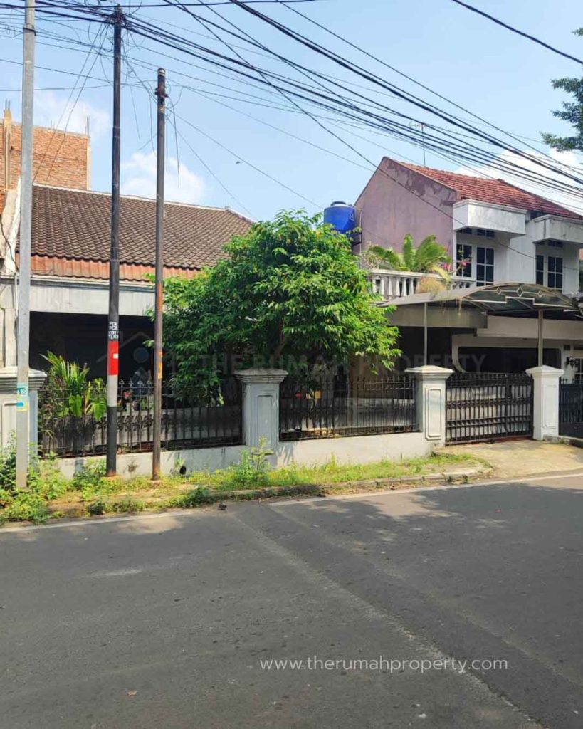 Rumah-Dalam-Komplek-Perumahan-Kavling-DKI-Pondok-Kelapa-1-Lantai-3-Kamar-1