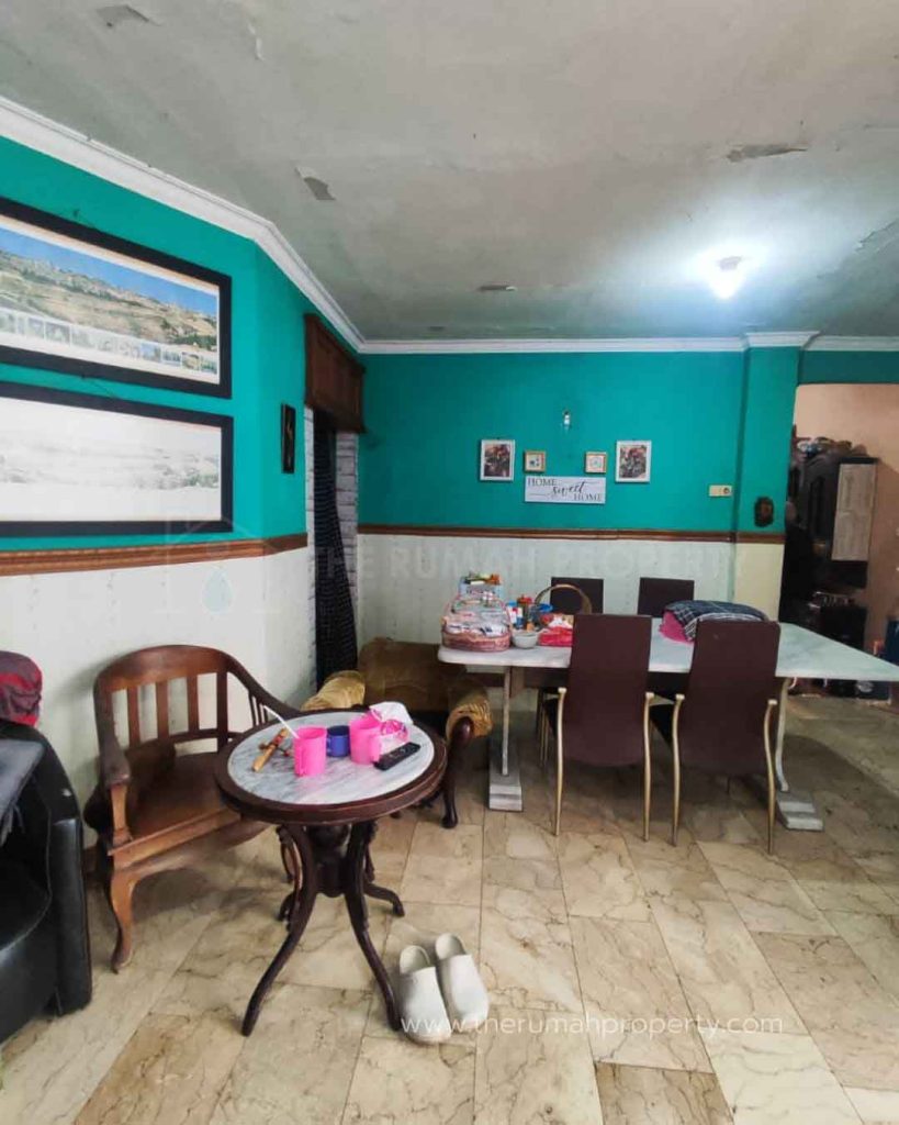 Rumah-Dalam-Komplek-Perumahan-Kavling-DKI-Pondok-Kelapa-1-Lantai-3-Kamar-6