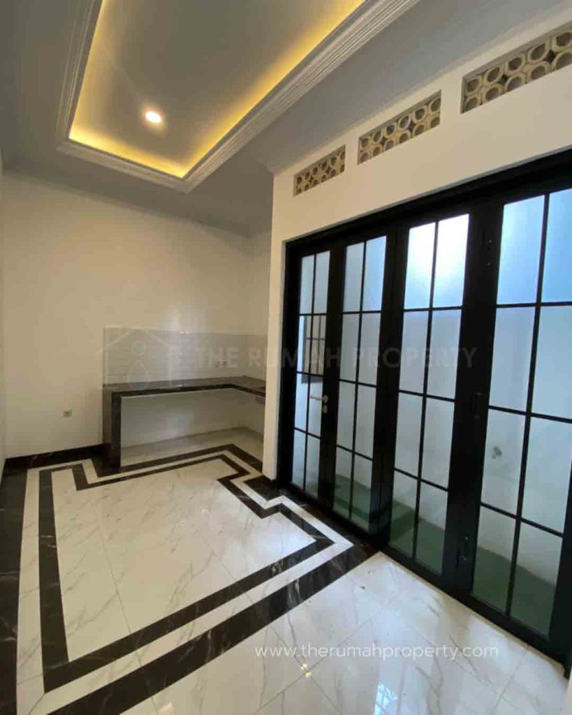 Rumah-Dalam-Mini-Cluster-Cipedak-Jagakarsa-Hanya-6-Unit-Didalamnya-3